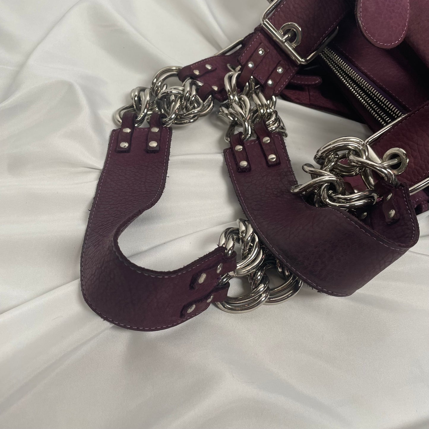 CHLOÉ F/W 2003 suede chain bag
