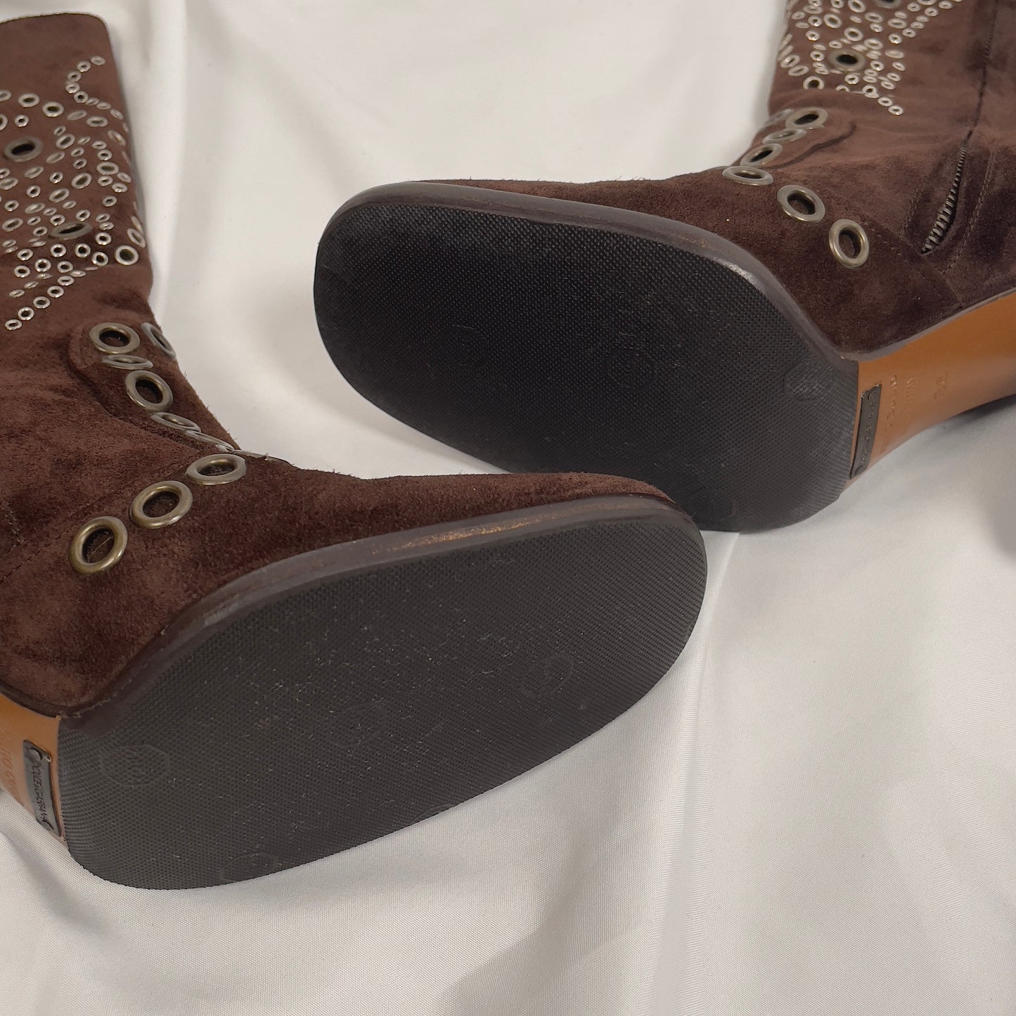 Dolce & Gabbana butterfly grommet heeled boots (36EU)