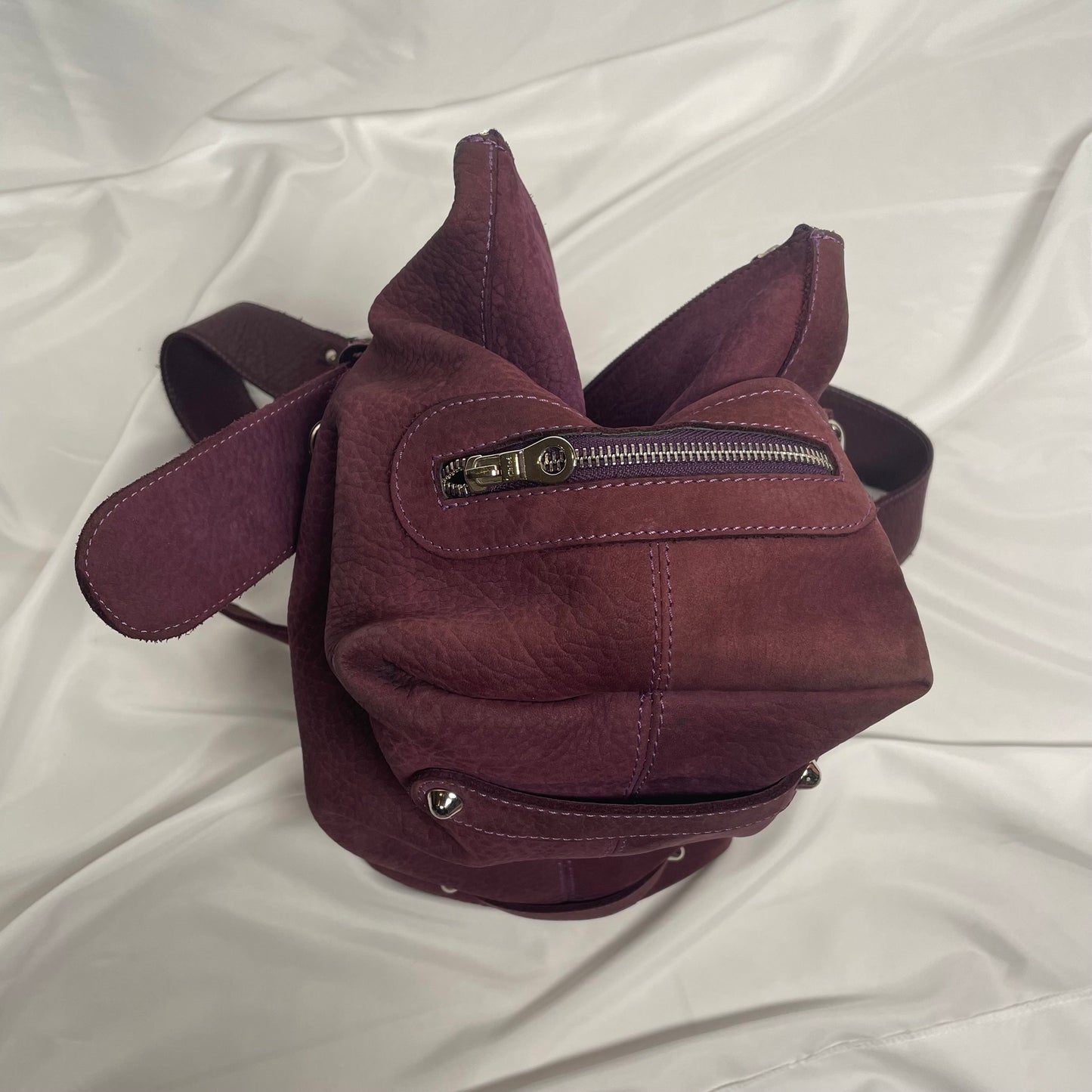 CHLOÉ F/W 2003 suede chain bag