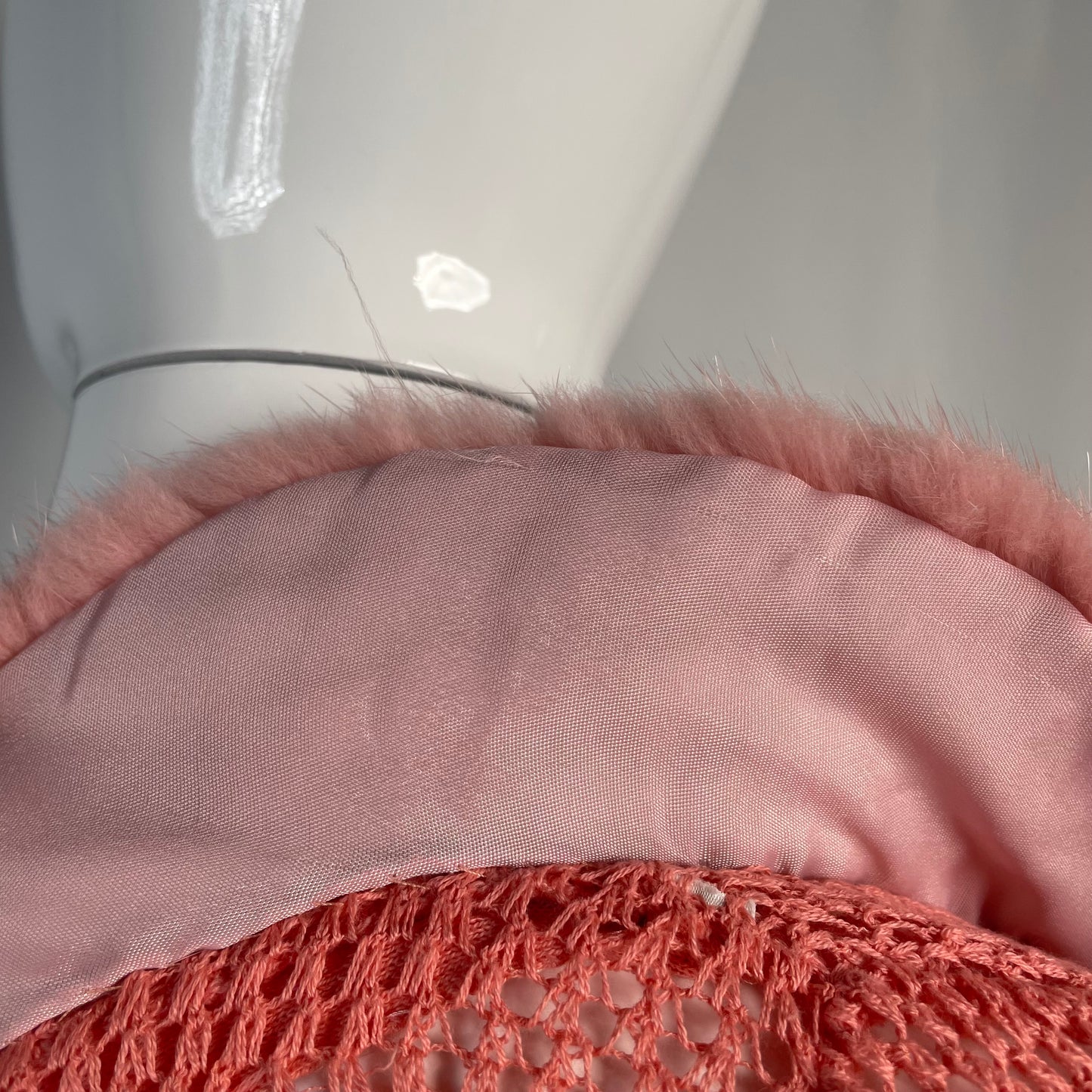 Blumarine pink cardigan with mink fur collar and floral beaded trim