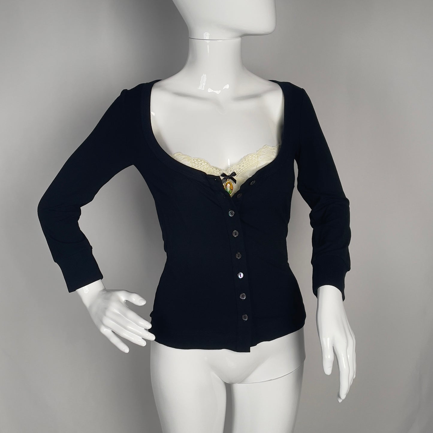 Dolce & gabbana 2000's Madonna lace henley top