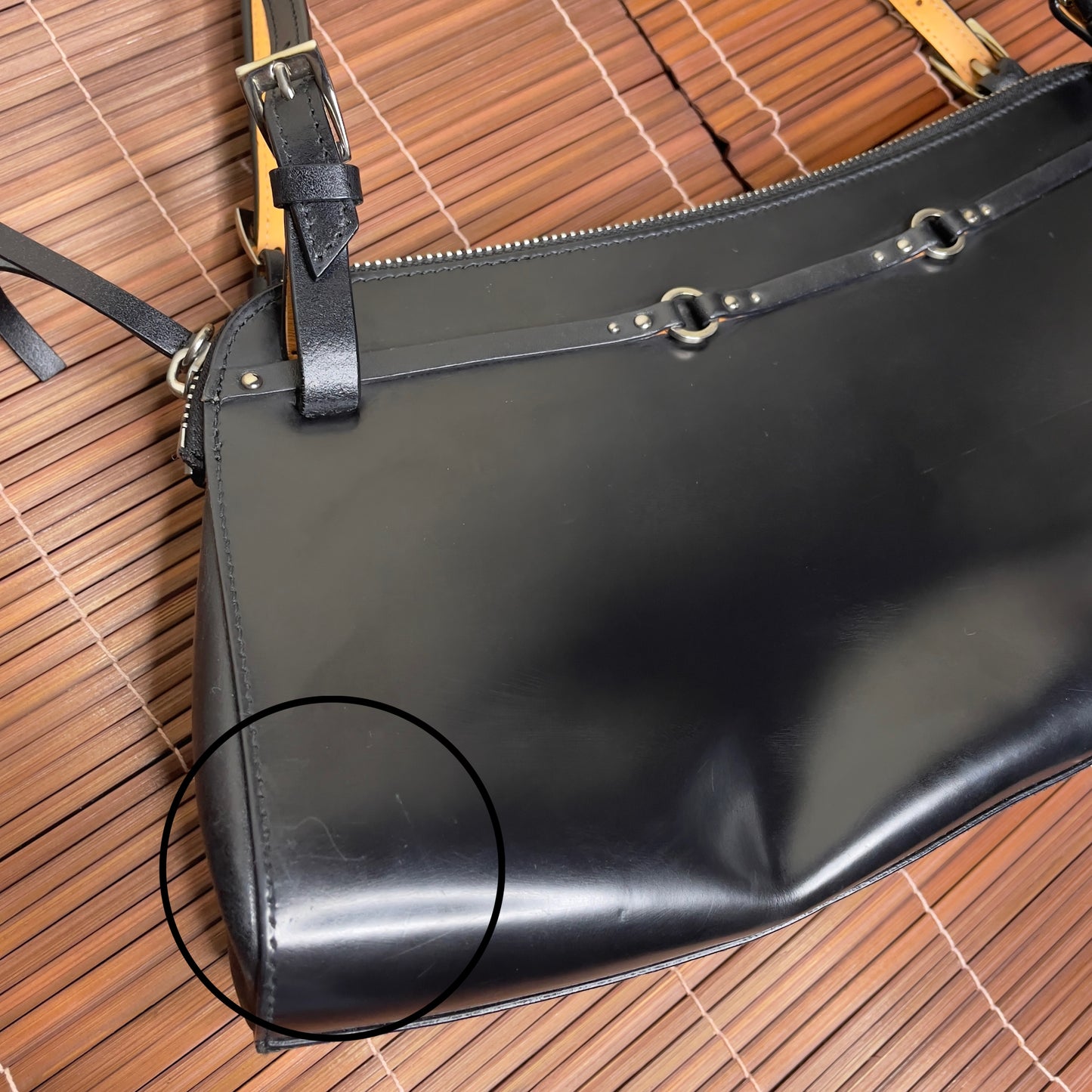 DIOR FW RTW 2003 Bondage shoulder bag