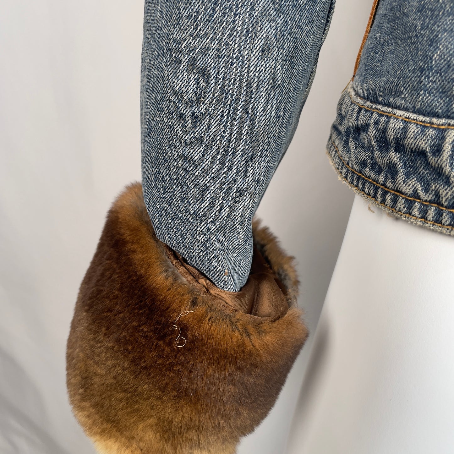 Dolce Gabbana 90's denim jacket with fur (S)