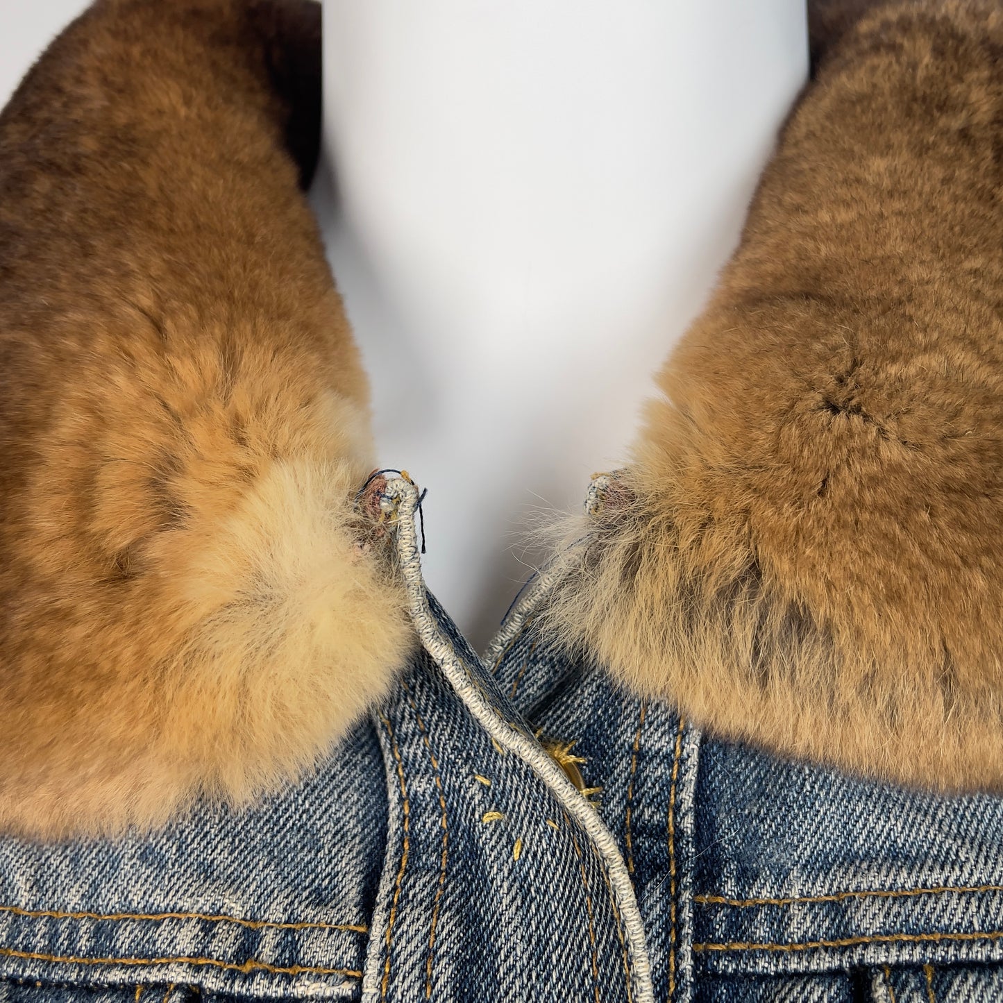 Dolce Gabbana 90's denim jacket with fur (S)