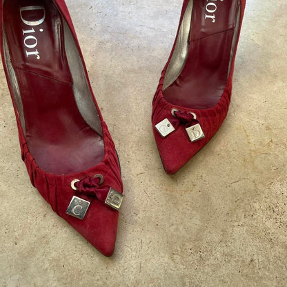 Dior suede dice bow heels in red (EU39)